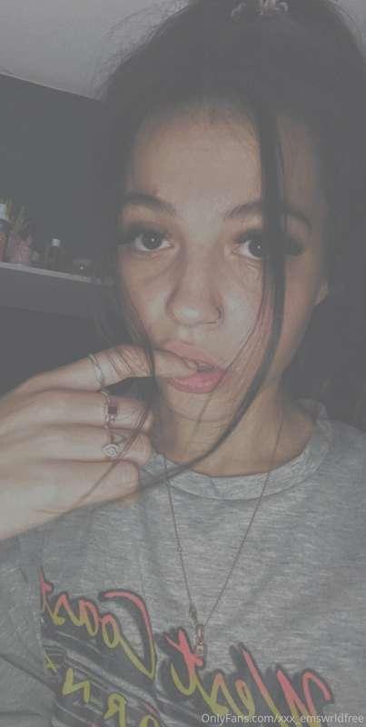 imagine what these lips can do 😉 or can i show you;)