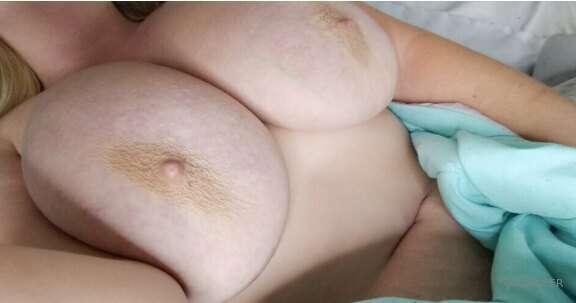 It's cold, which means we should be in bed ;P