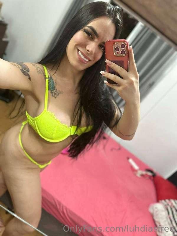 my favorite hour?? the one where clothes are optional 😘