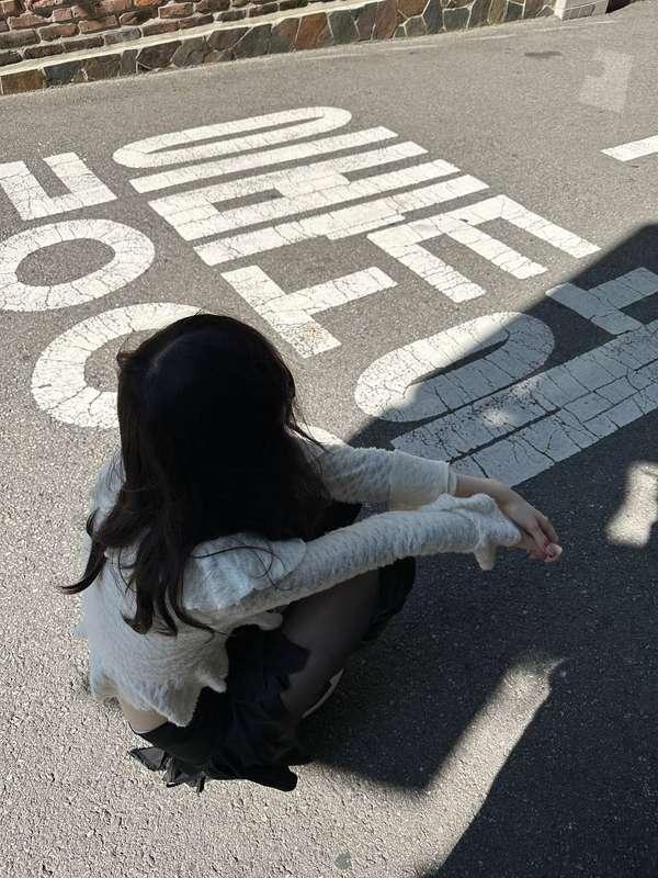 yoursmalldoll image #3