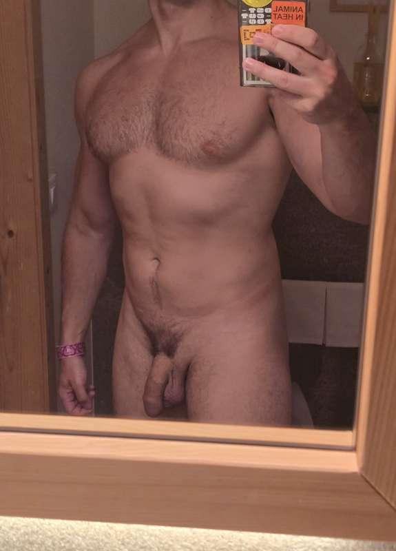 More full body shot 😜