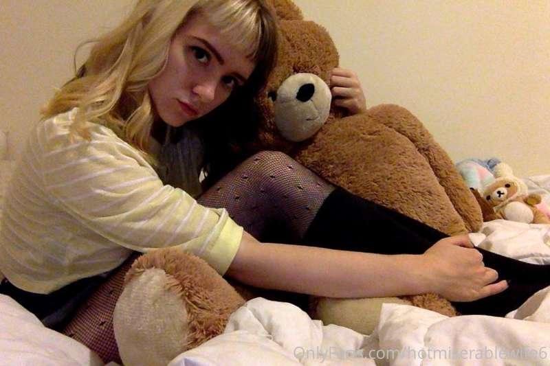 20 year old jess