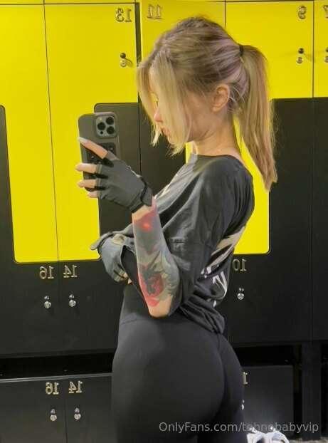 🏋️‍♀️🔥 Today's workout was fire! 🔥🏋️‍♀️Spent a couple hours ..