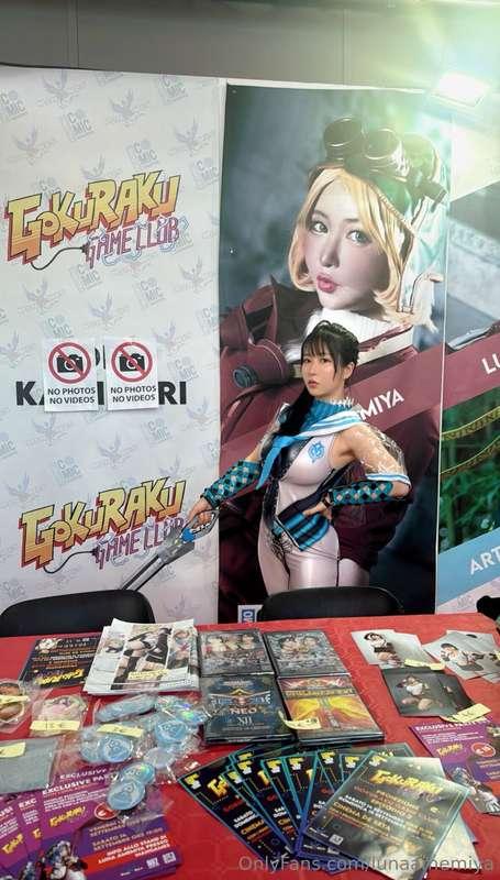 First of all, the cosplay❣️ It was a pleasure to perform in ..