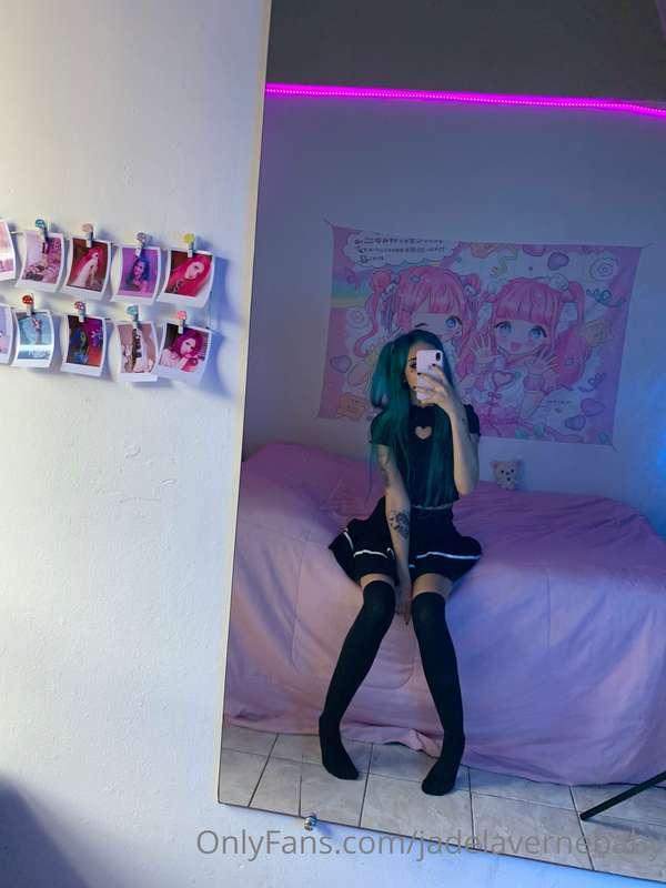 Check out your dm, Daddy 💗 spoil me