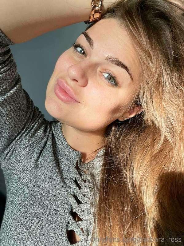 My thing is my smile 🥰 For me, a smile is more than just a f..