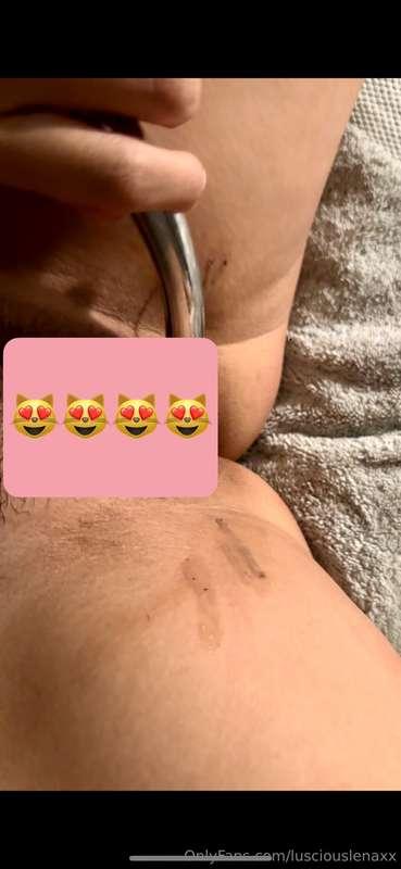 idk how many of you are vulva-fixated, but here’s a squishy ..