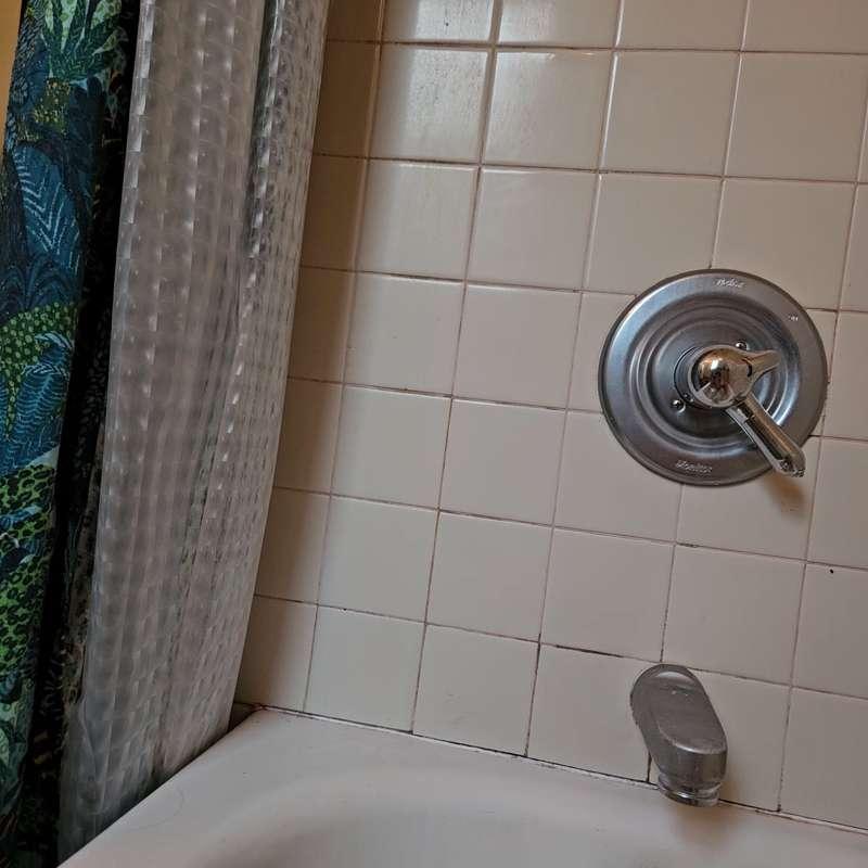 POV: you're in a bathtub