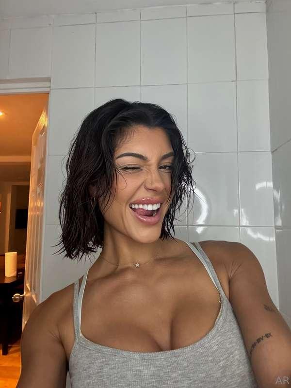 send me a 🌶️ and i’ll send you somthing spicier ;)