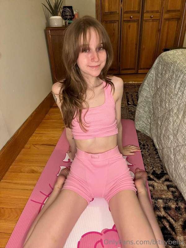 you're making me want your body to be closer to mine.. 🥵
