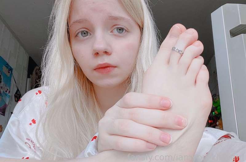 iamyourkittygirl image #1