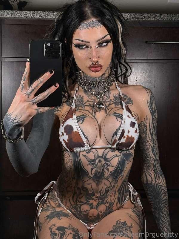 freem0rguekitty main image