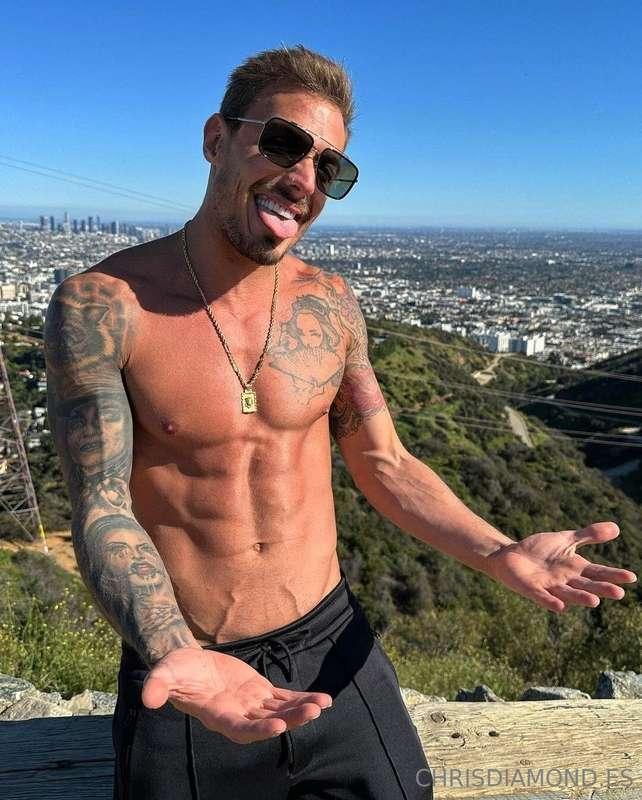 I want to show you something 😈