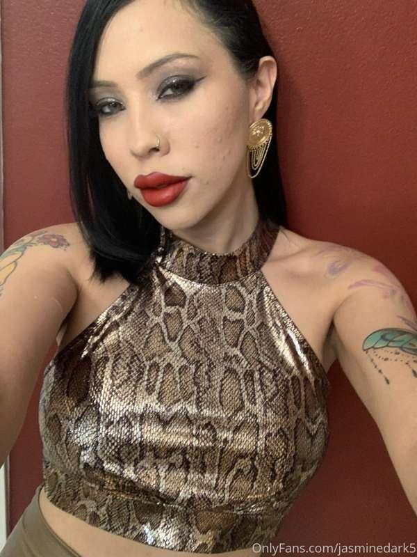 Tip me if you would take me out on a date 🥰