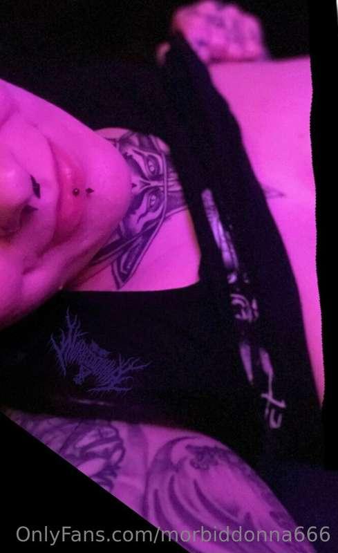 🔥Watch me playing with my Dildo ending with a Cumshot surpri..