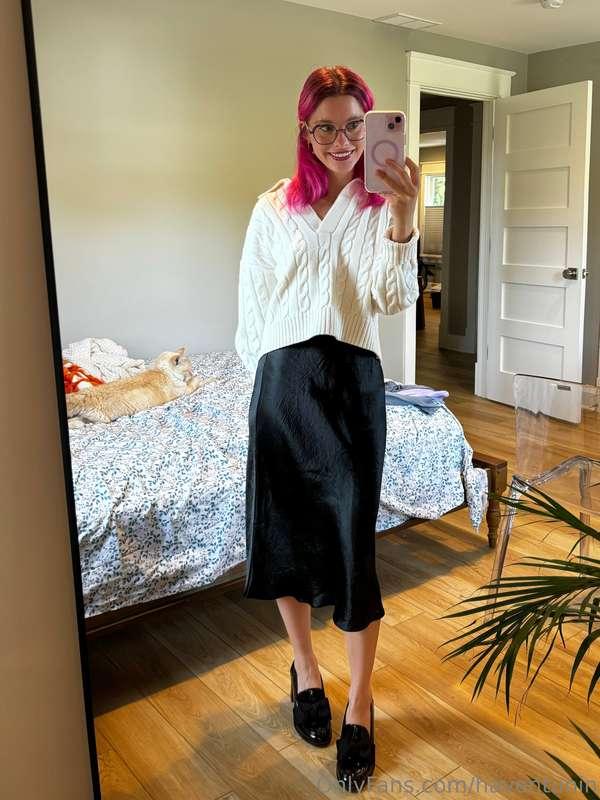 If I was your secretary, would we get naughty in the office?..