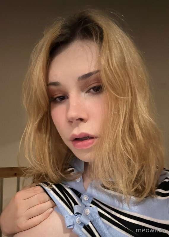 DM for full pics 😘 