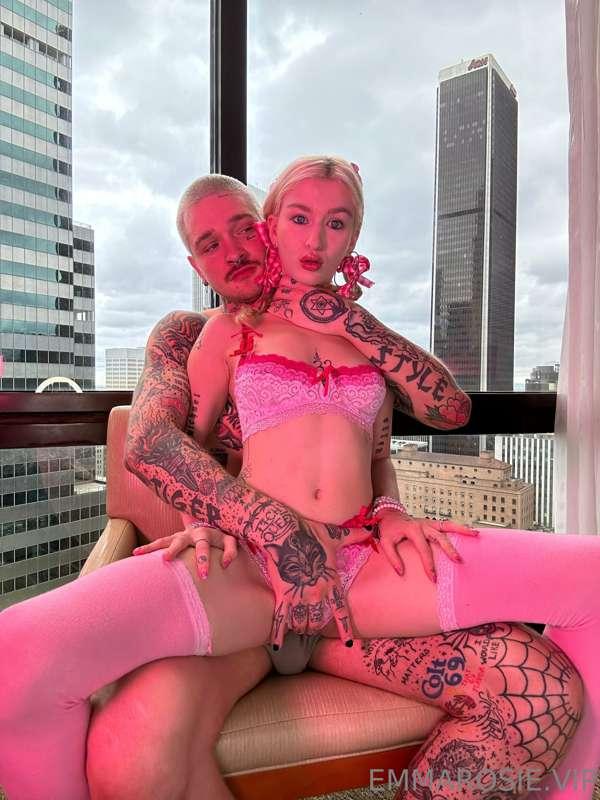Who wants a sneak peak of this magic?🙈💦
comment if soo..🙊🥰