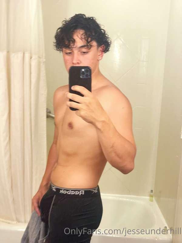 This bulge is yours baby.🔥😈