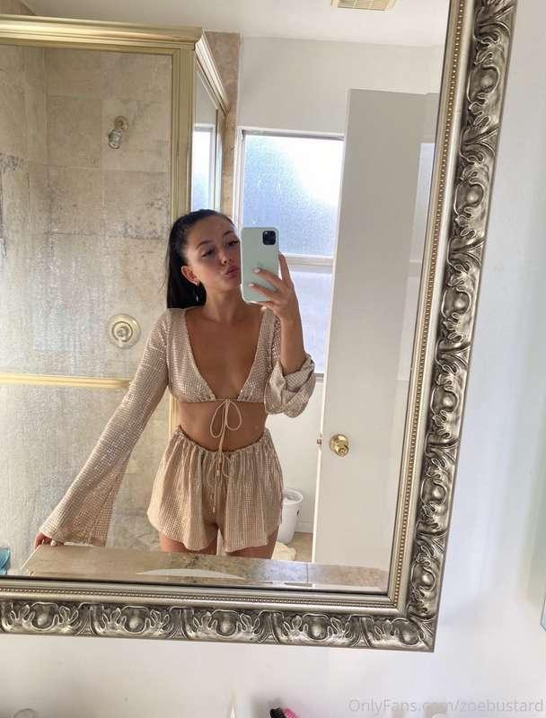 I am really feeling this summer vibe🌞 Do you like my outfit?