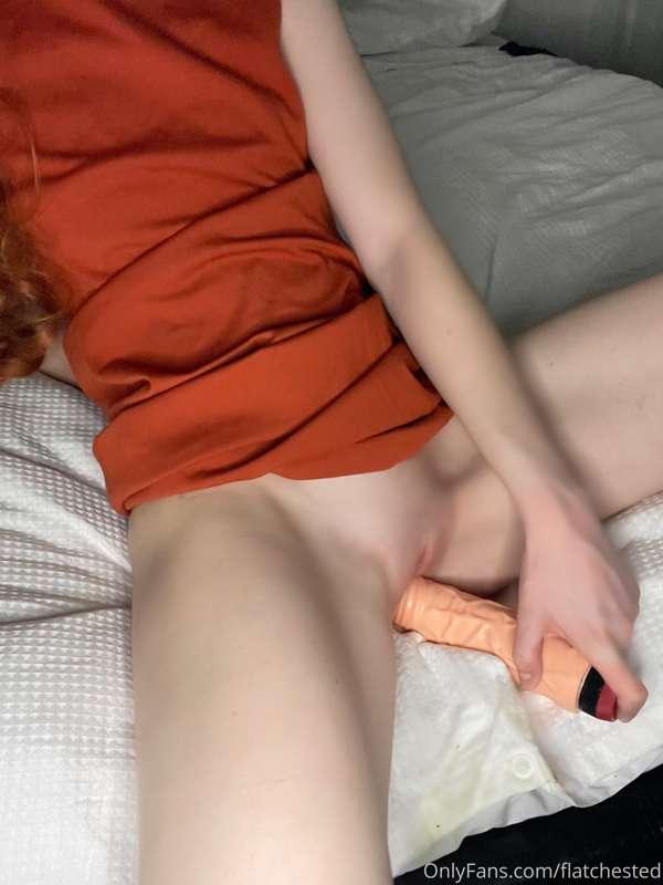 A little view from my dildo play 😘