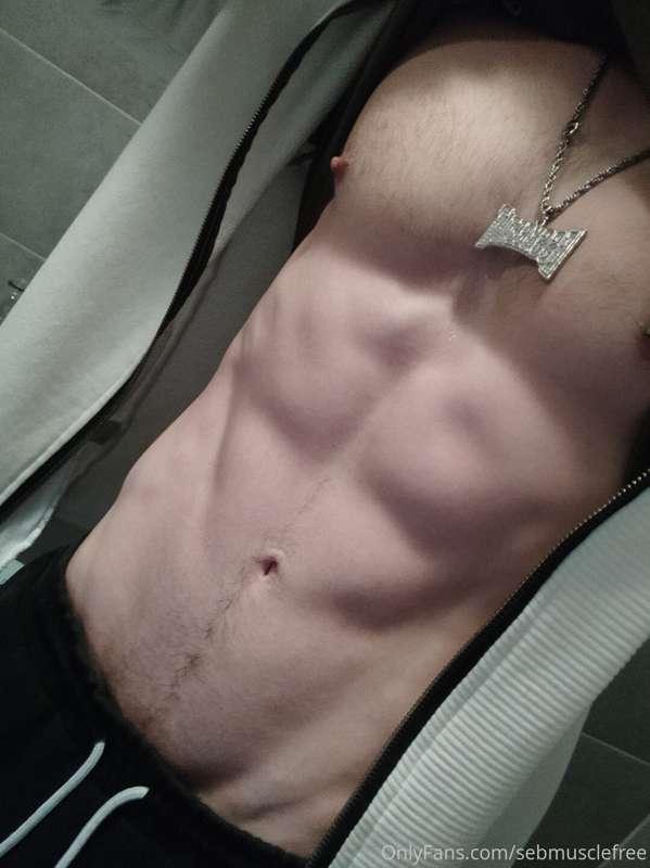 💦💦 Lets have some fun on my VIP page 😈
onlyfans.com/sebmuscl..