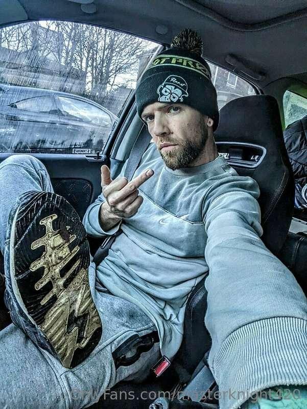 It's wish list Wednesday! https://allmylinks.com/link/out?id..