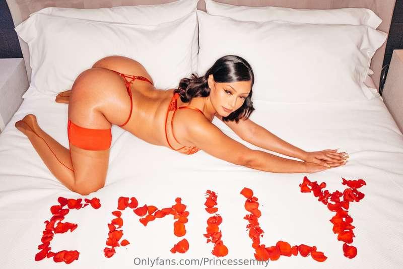 Be My Valentine Daddy 🌹How would you spend Valentines with m..