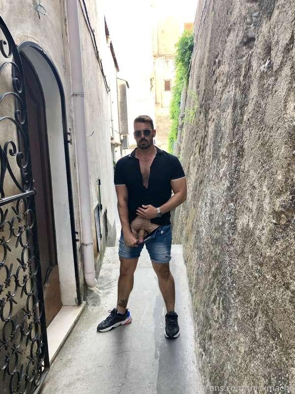Outdoor fun in Positano, Italy 😏🍆