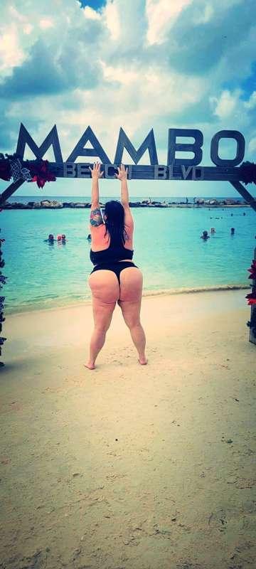 Hello all my sexy and loyal fans I’ve been gone on vacation...