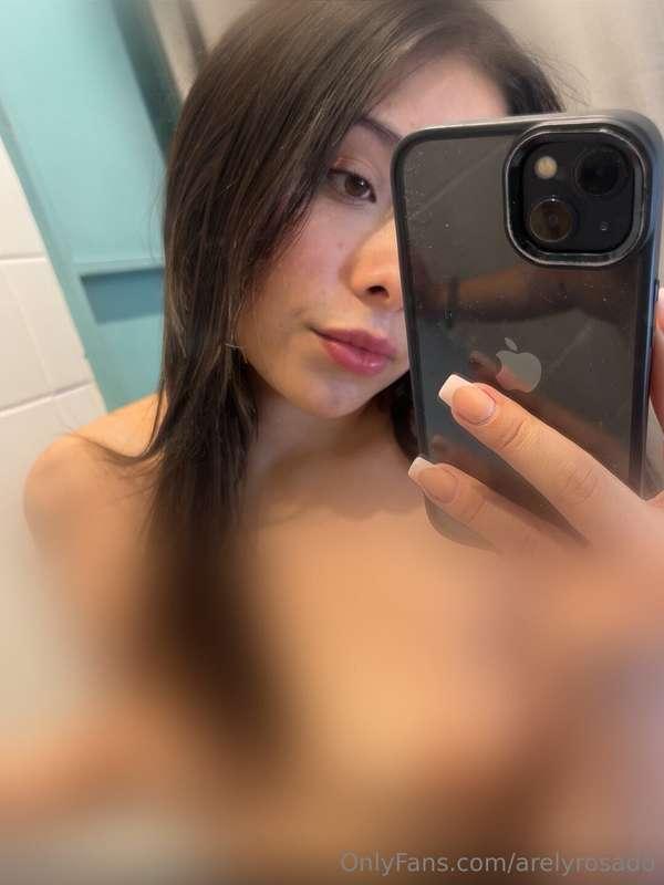 fotos sin censura en mi siguiente post 💋