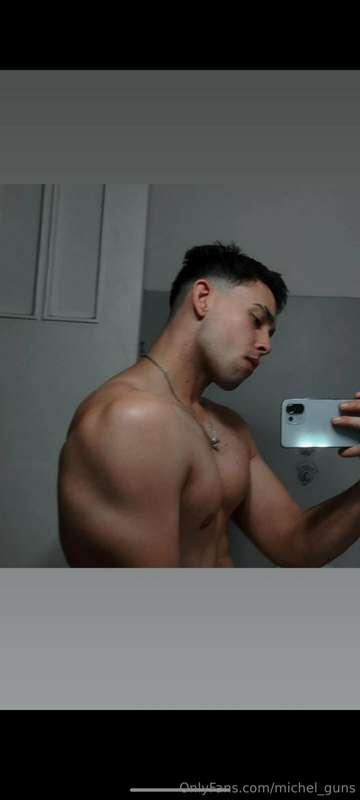 💣#FREE #FREE #FREE💣

HELLO BABY, I'm @nicho_sexxx22🍆

🥵🔥free..