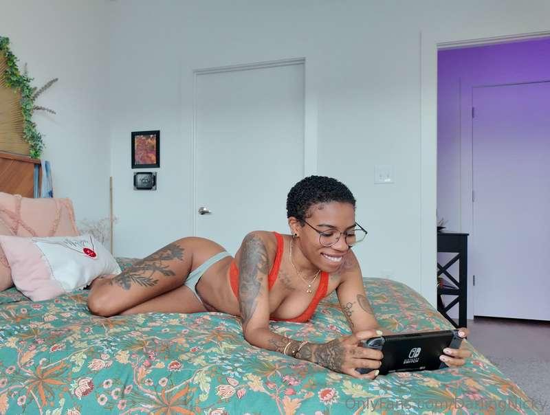 darlingnicky image #0