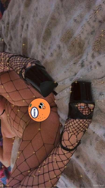 want the stickers removed? just head over to https://onlyfan..
