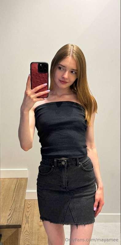 What's your favorite thing about this photo?🤭