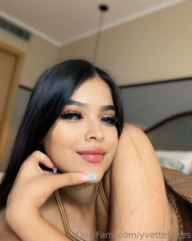 Lonely night tonight 🥱

What are you guys up to? 🙃