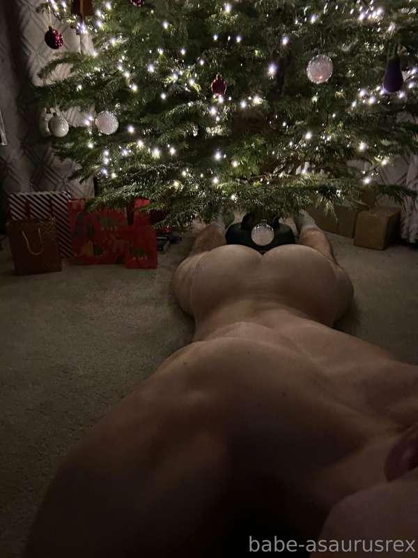 babe_asaurusrex image #2