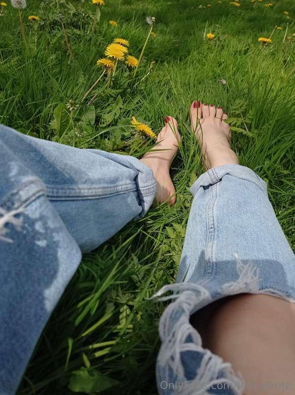 I love winter but I miss spring:(