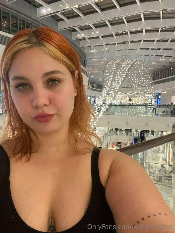 Hi 😘