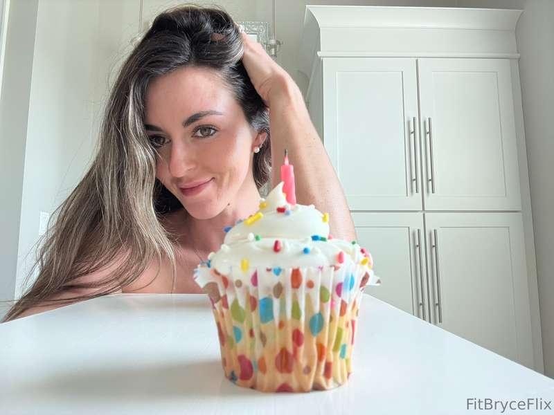 At least 50% of you didn't wish me a happy B-day....