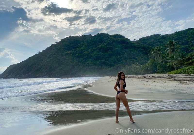 More sexy photos for free daily on my VIP page: @iamcandyros..