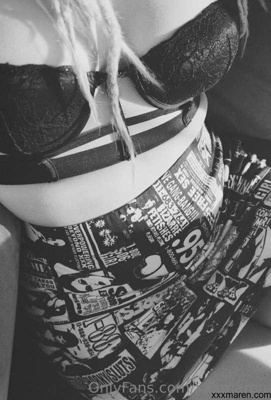 lol this skirt has porn on it