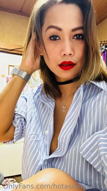 Love this red lipstick