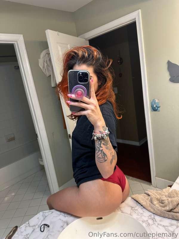 Pics before bed 🩵😈