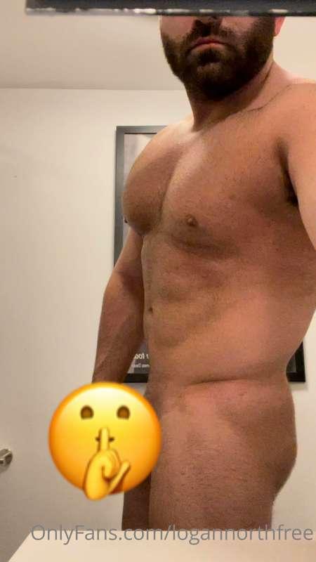 Just a simple stroking till I nut video(1 min), showing off ..