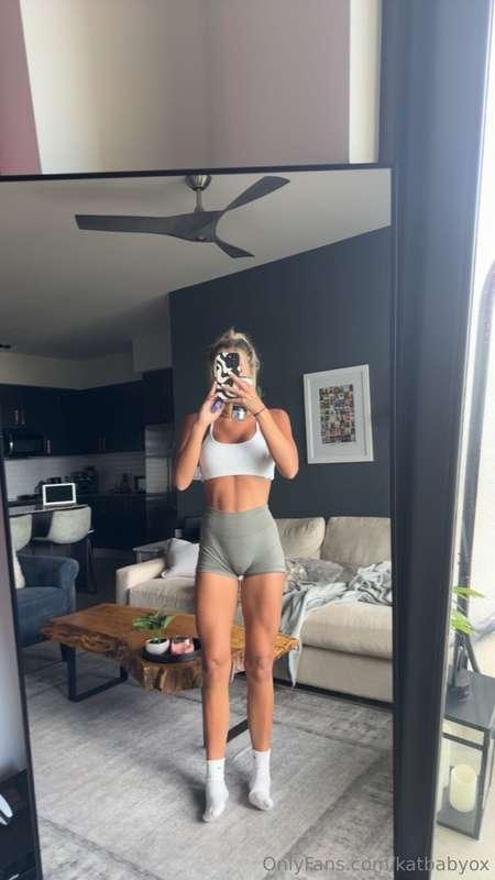 wanna be my gym partner?