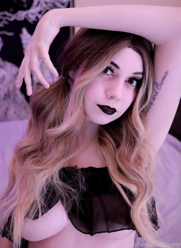 ill be on cb at 9pm pacific time :3 Maybe 8pm if i get ready..