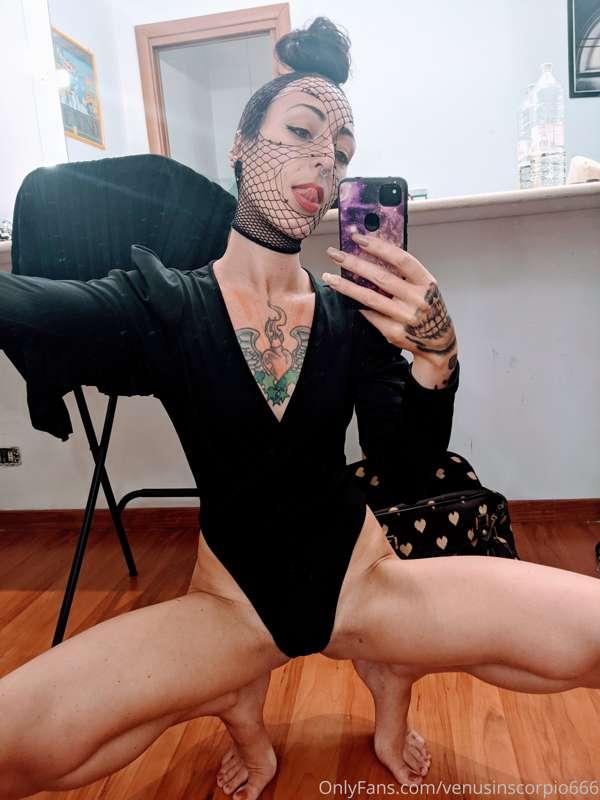 Mommy's back 😈