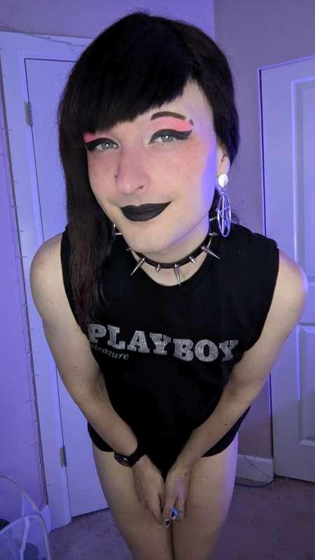 izzyresurrected image #1