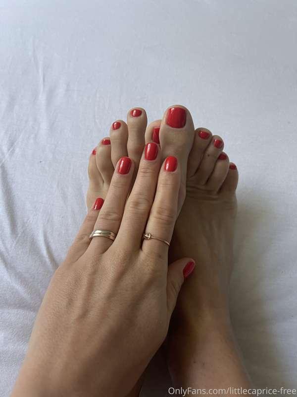 🔴new pedicüre allert!🔴 open for feet focused customs 🌺😈 just..